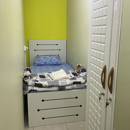 דובאי Elite Space Hostel And Capsule Accommodation מראה חיצוני תמונה